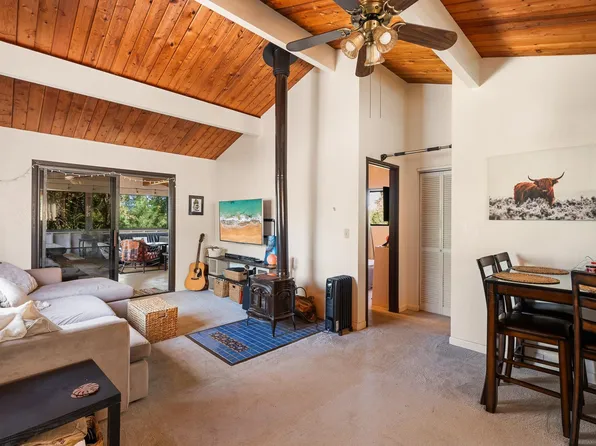 50 Kulalani Dr, Kula, HI 96790