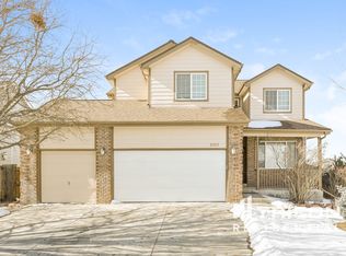 2327 S Genoa Way, Aurora, CO 80013