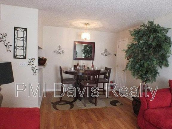 4th image of 1845 Lindberg Dr #20