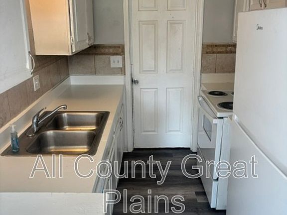 3rd image of 13905 Falkirk Cir