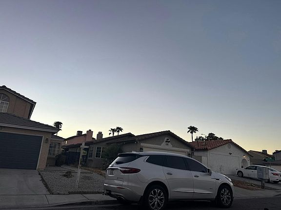 3rd image of 2787 Sandyfalls Way