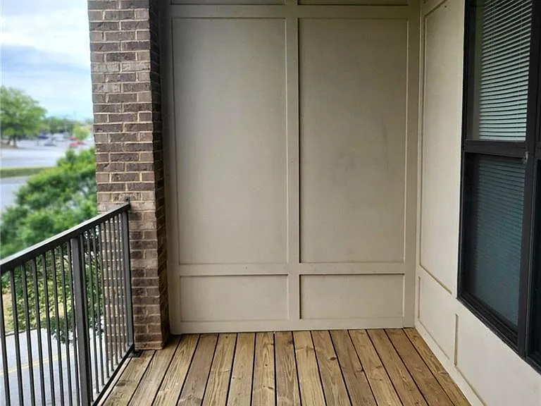 898 Oak St SW #3203 — Photo 17