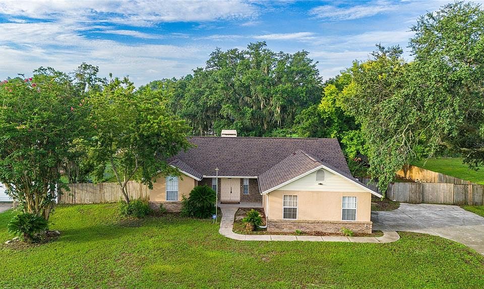 1st image of 29246 Laughridge Pl