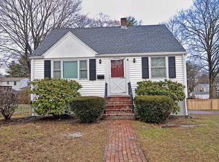 17 Lewis Dr, Randolph, MA 02368