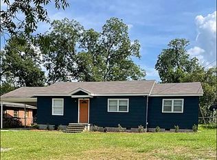 451 College St NE, Dawson, GA 39842