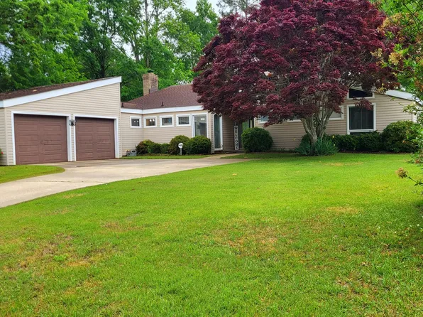 23 Laurel Dr, Valley, AL 36854