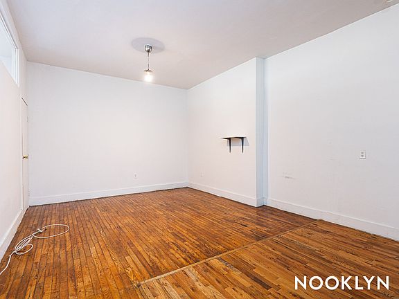 3rd image of 83 Wyckoff Ave #1G