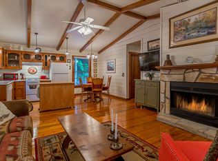 599-2 Pocaset Dr, Ellijay, GA 30540