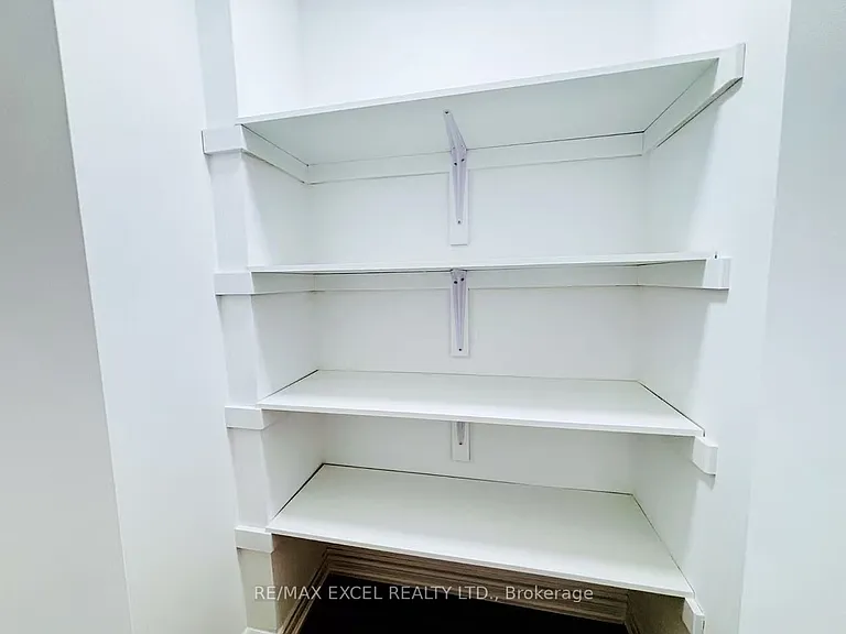 11 Plaisance Rd #5 — Photo 28