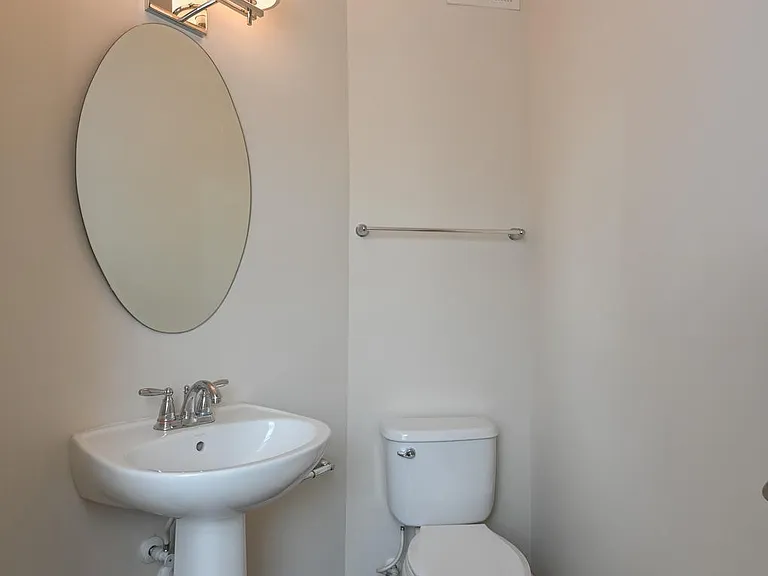 3707 Hansberry Ct NE — Photo 18