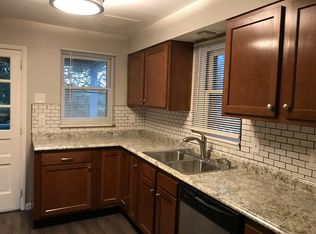 2359 Vodeli St, Pittsburgh, PA 15216