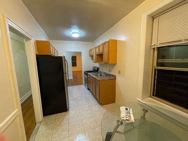 1st image of 2350 Ocean Ave #C1