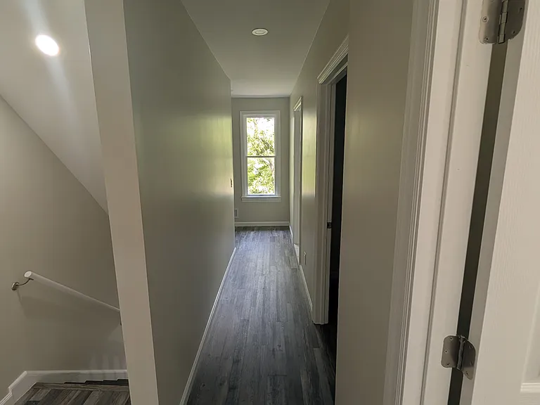 97 Morris St — Photo 13