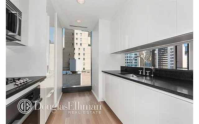 Rented by Douglas Elliman | media 36