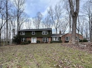 195 Deerfield Rd, Bogart, GA 30622