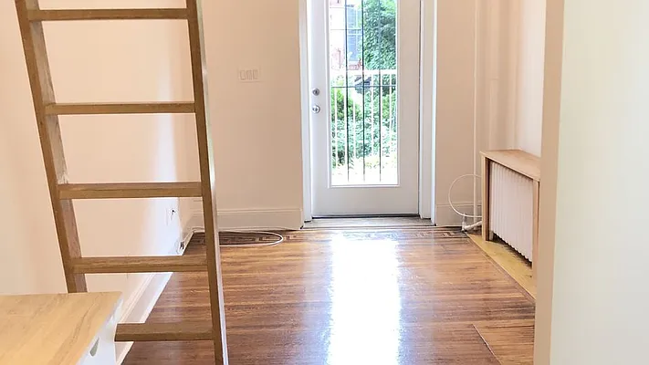 Rented by Nooklyn NYC LLC | media 1