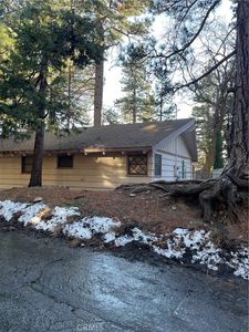 31445 Ocean View Dr, Running Springs, CA, 92382