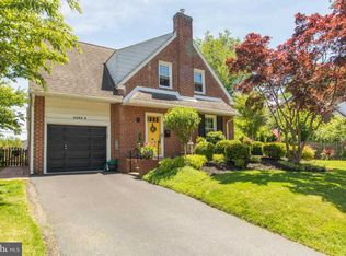 2304 N Gilinger Rd, Lafayette Hill, PA 19444