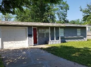 317 E Ridgewood Dr, Garland, TX 75041