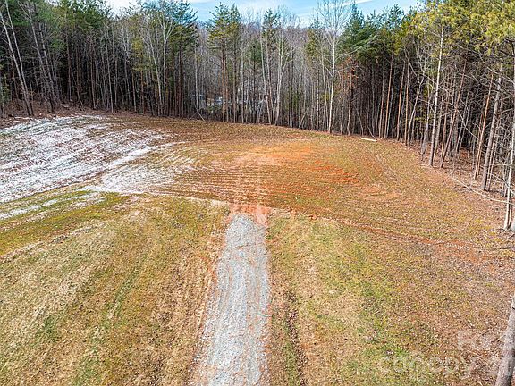 3rd image of 3941 Fox Winkler Rd