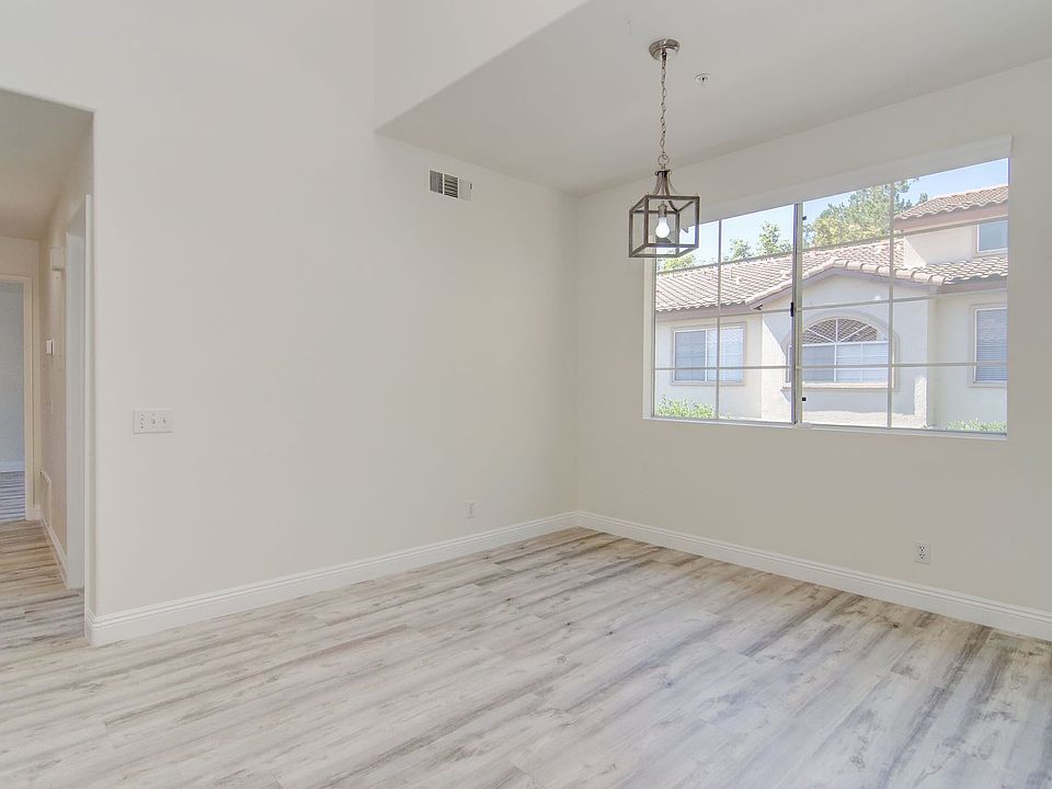 1st image of 51 Tierra Plano