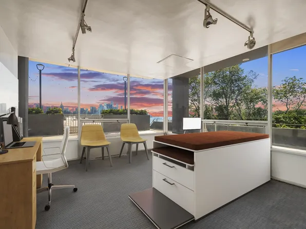 6050 Blvd East image 5 of 33