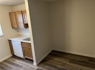 206 S Walnut St #6, Springfield, IL 62704