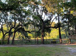 708 London Dr, Charleston, SC 29412