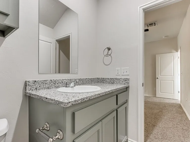 1541 Pavy Pkwy — Photo 19