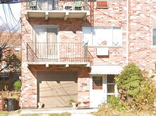 7409 58th Ave Floor 2, Middle Village, NY 11379