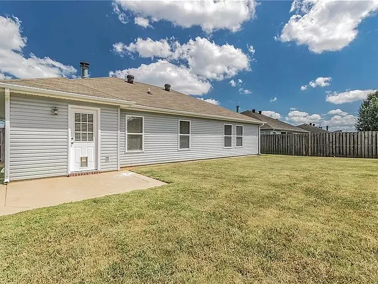 4607 SW Limestone Ave — Photo 21