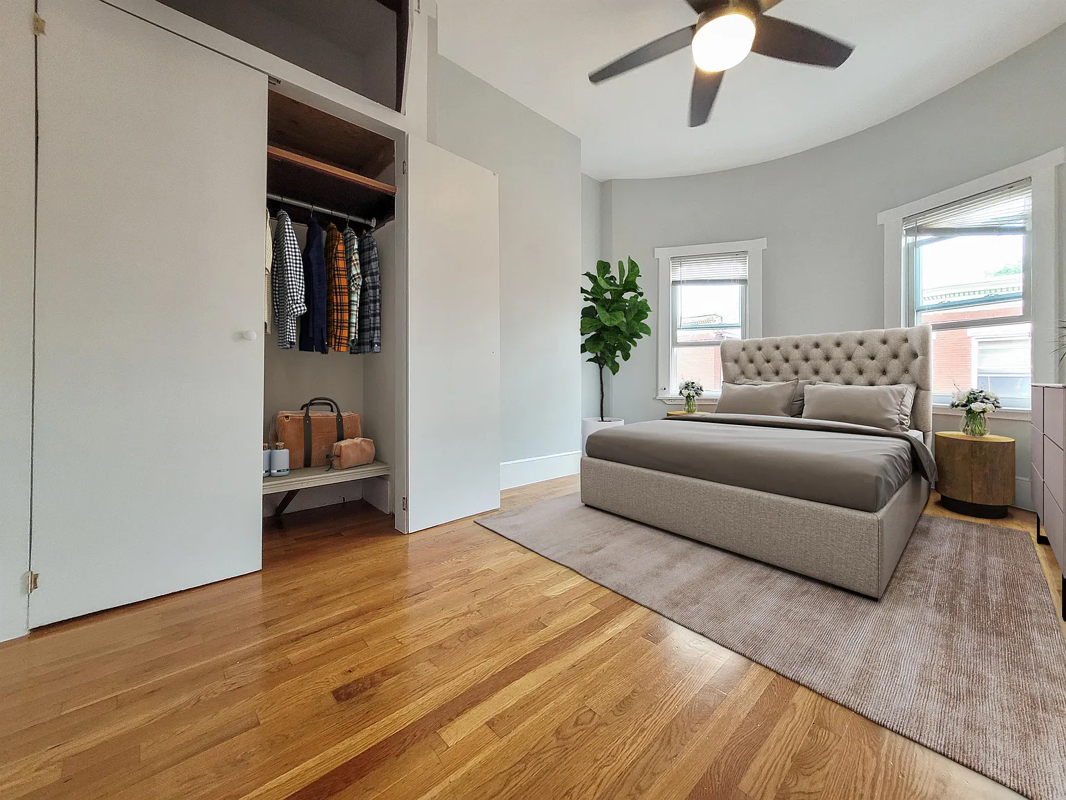 3 bed, 882 sqft, $2,995 — Photo 4