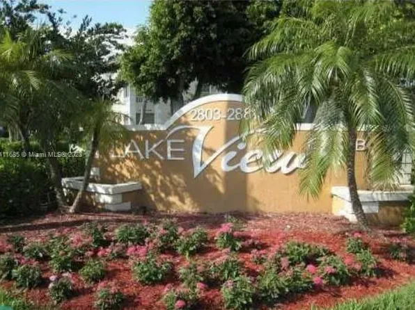 2880 N Oakland Forest Dr APT 114, Fort Lauderdale, FL 33309