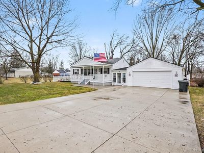 7501 Rauschelbach St, Shelby Township, MI, 48317