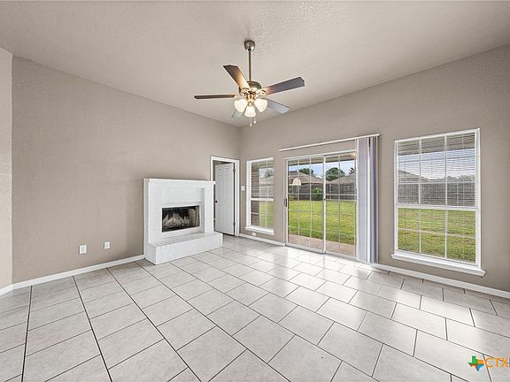 4th image of 5216 W Ridge Blvd
