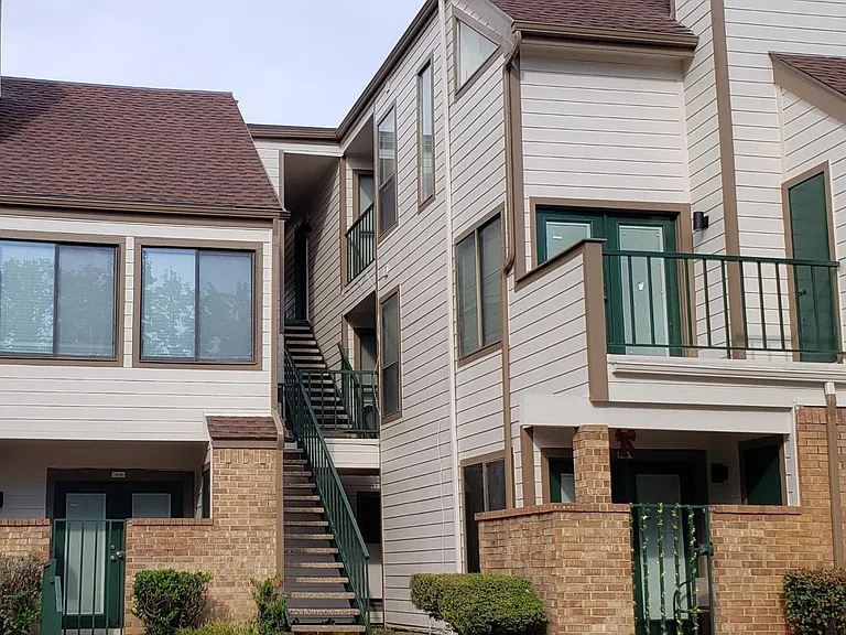 2300 Balsam Dr #G306 — Photo 21