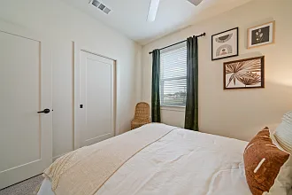 Lat Twenty7 Townhomes — Photo 35