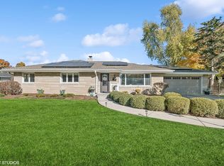 2605 E Washington St, Joliet, IL 60433