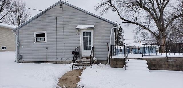 1st image of 428 S 16th Ave