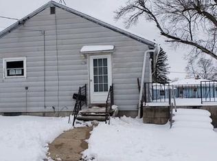 428 S 16th Ave, West Bend, WI 53095
