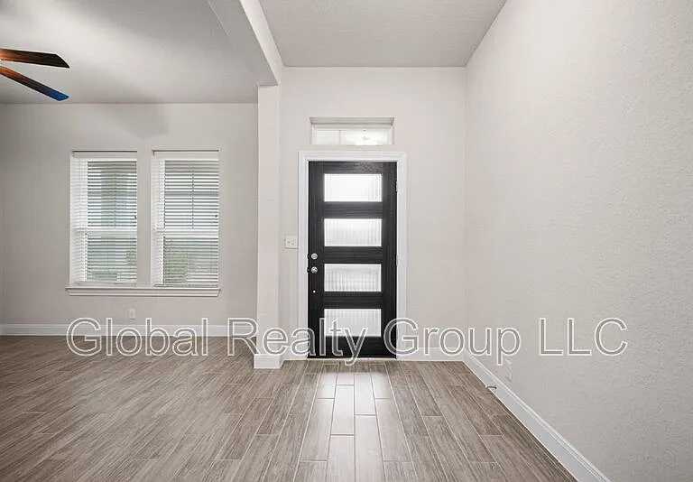 11518 Hollering Pass — Photo 5