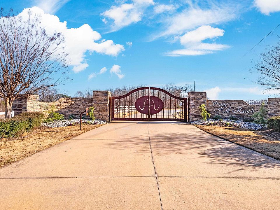 1st image of 8 Valley Ranch Dr
