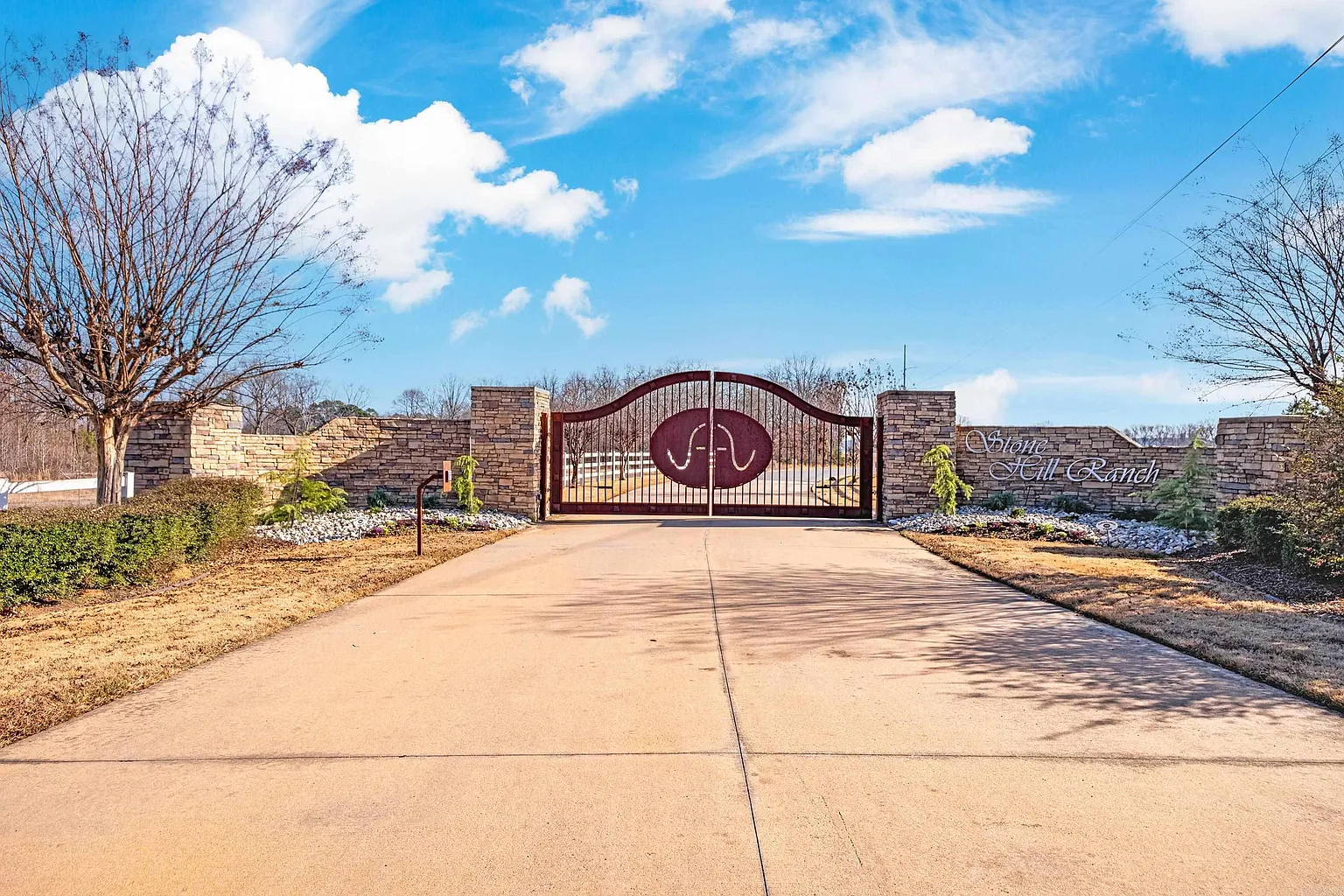 213 Plantation Dr, Mayflower AR - Owner Finance Home