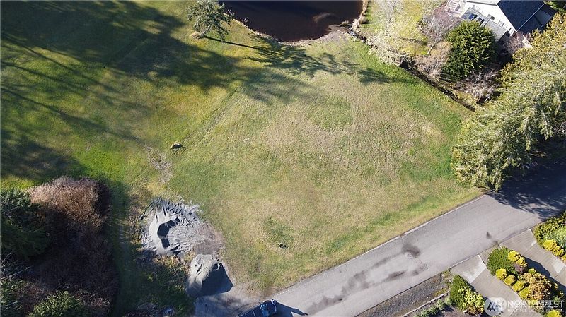 5th image of 310 Cameron Drive