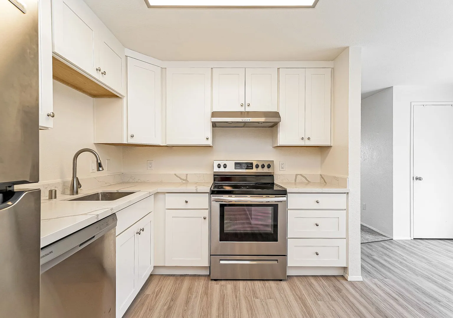 10201 17th Ave SW - Duplex — Photo 4