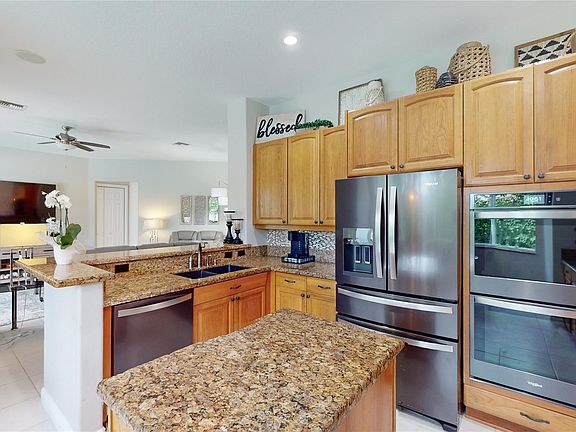 4th image of 11833 NW 11th Court