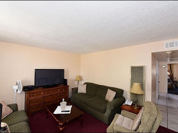 5th image of 719 La Paz Dr