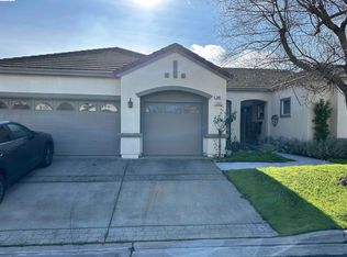 346 Gladstone Dr, Brentwood, CA