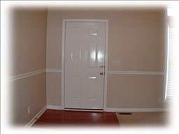 4th image of 1556 Barrywood Cir W