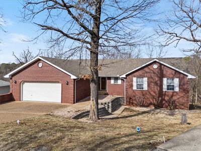 43 S Hills Loop, Holiday Island, AR, 72631